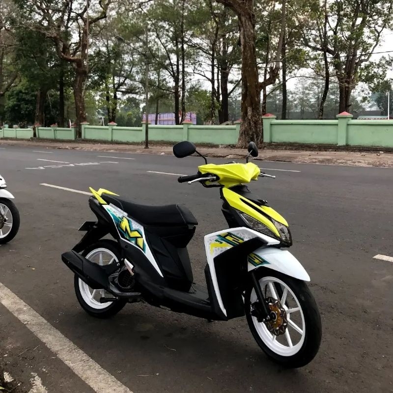 Sticker Striping Yamaha Mio M3 125 Mio Z Stiker Variasi Yamaha Warna Kuning Lemon