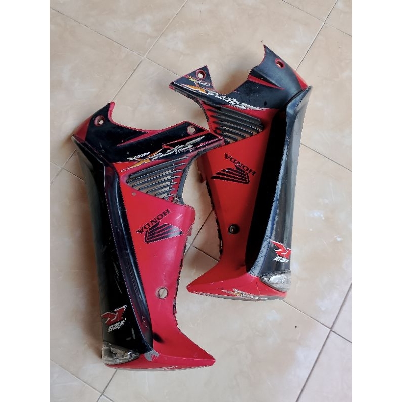 Sayap Supra x 125 lama merah original