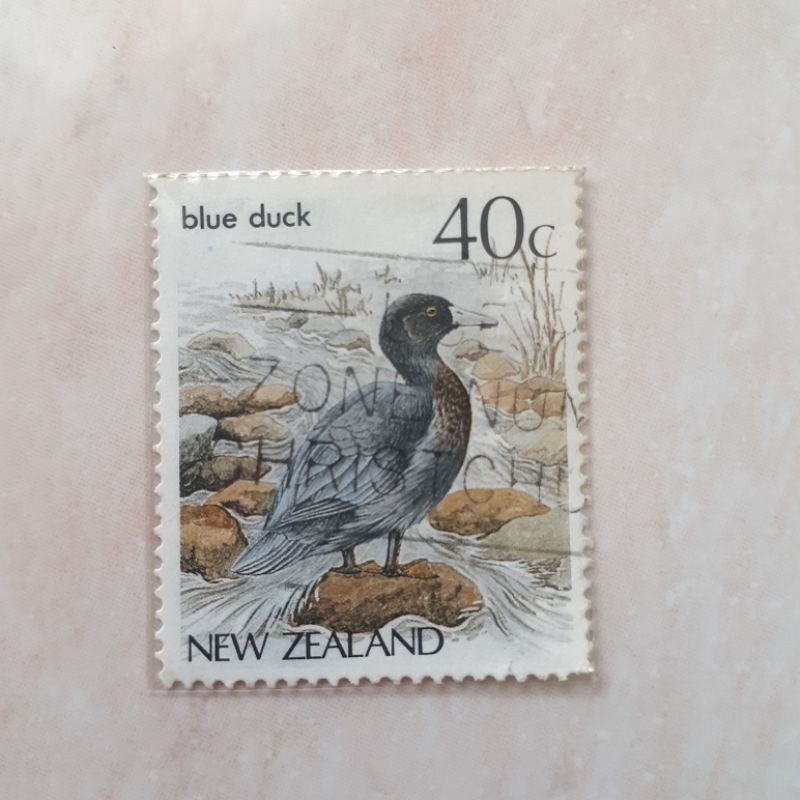 

Perangko New Zealand Bird (Blur Duck-Hymenolaimus malacorhynchos) Tahun 1987