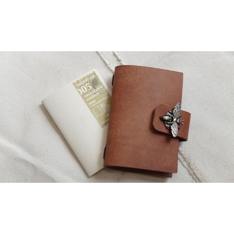 

Pueblo Journal Passport Size Bee Lock + Canvas Zip Cloth Pouch