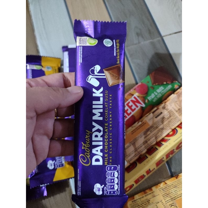 

cokelat Cadbury dairy milk 62gr