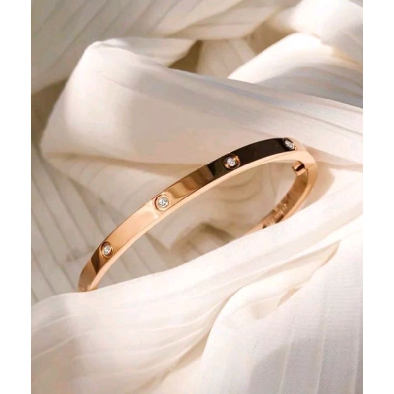 Gelang Nagita Titanium