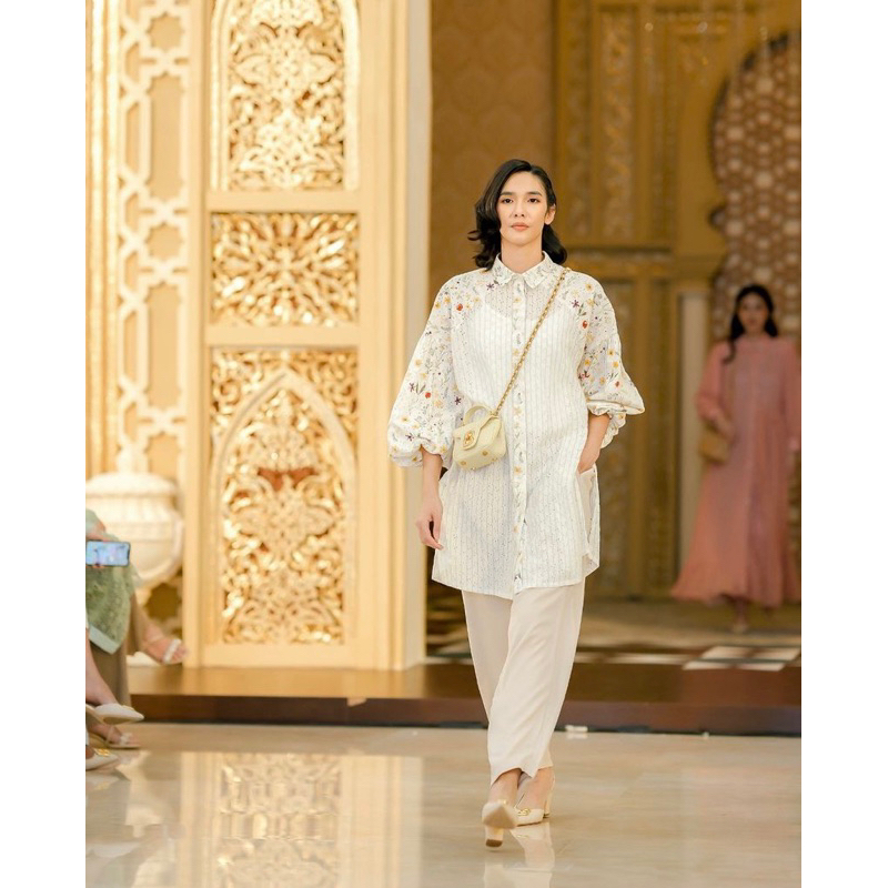 Marsha Shirt Benang Jarum