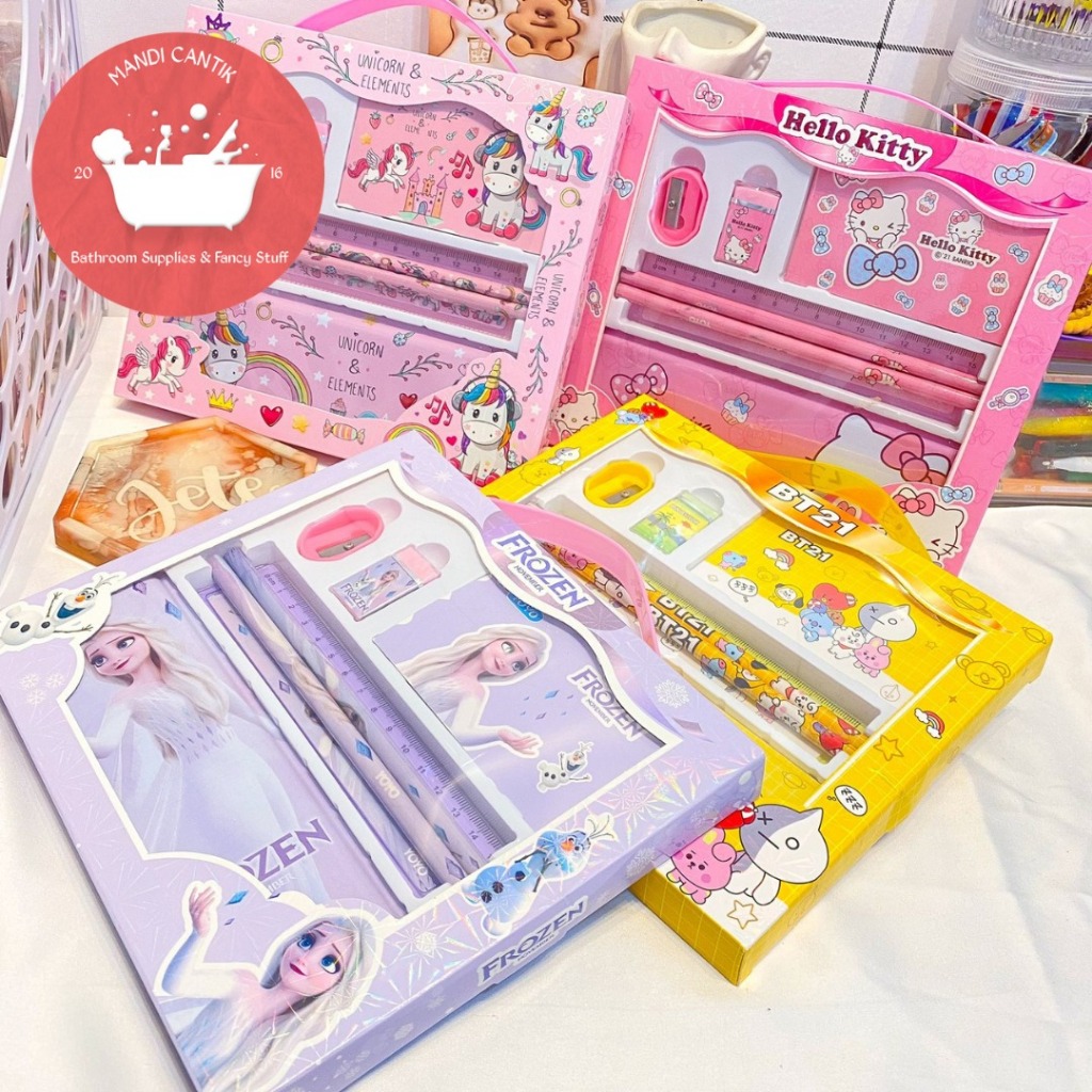 

PAKET ALAT TULIS 7 IN 1 YOYO 8002A ISI KOTAK PENSIL|2 PENSIL|RAUTAN|PENGHAPUS|PENGGARIS|NOTEBOOK