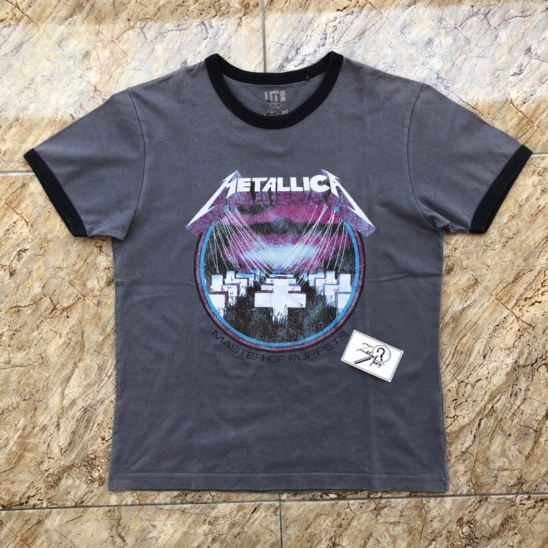 KAOS UNIQLO X METALICA