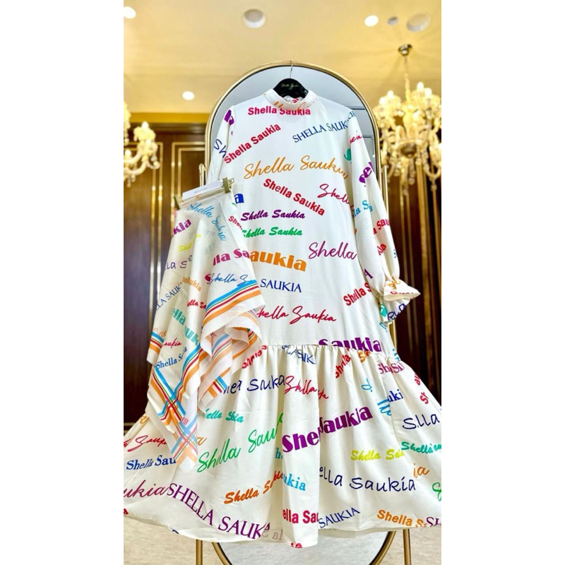 Set Monogram pelangi by Shellasaukia