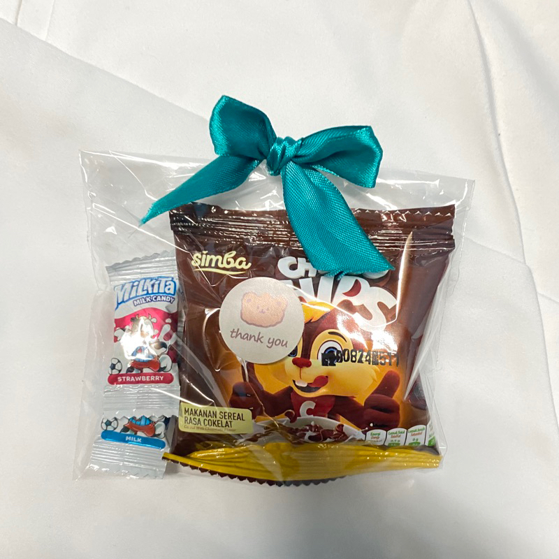 

freebies / mini snack/ mini gift wisuda graduation