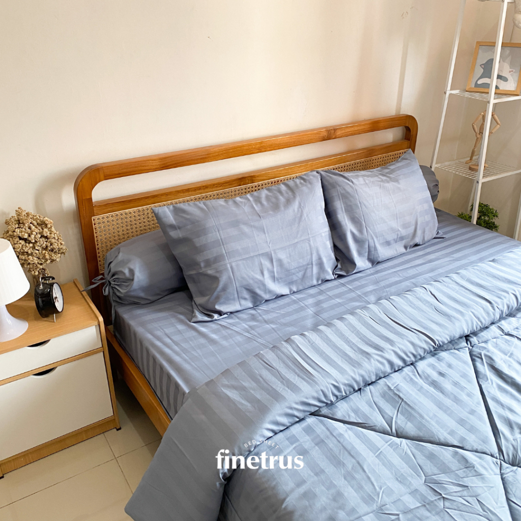 Finetrus - Bedcover Set Sprei Microtencel
