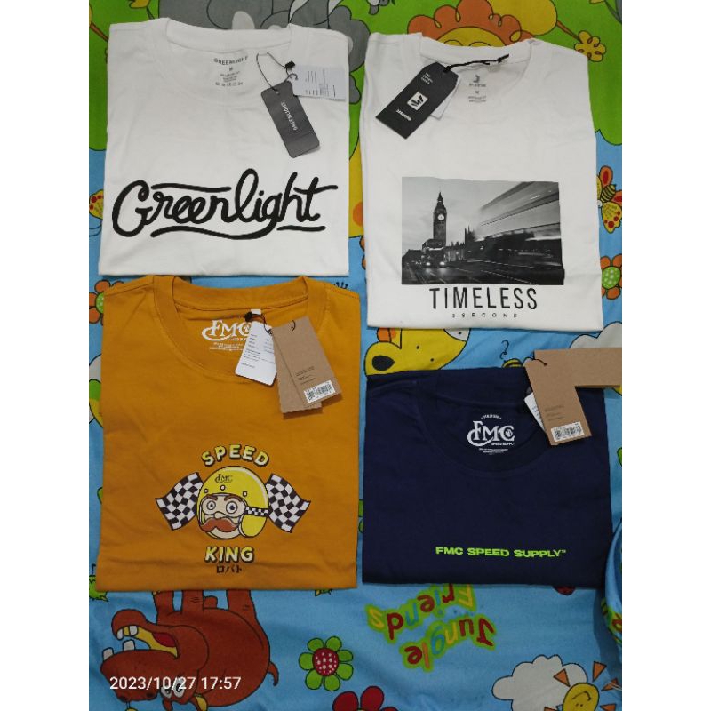 Kaos Greenlight Putih Original Asli M