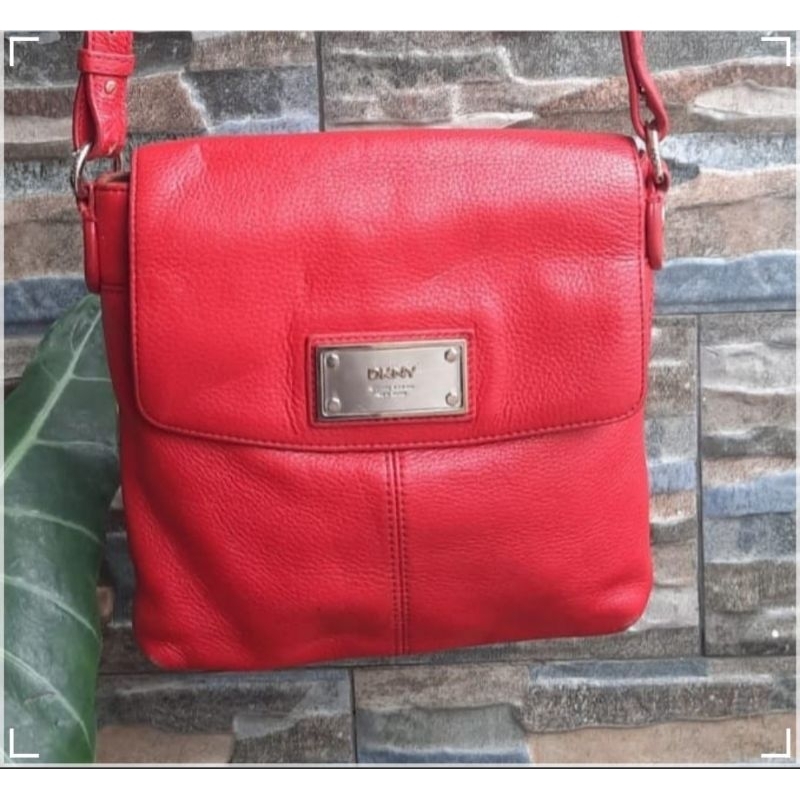 Slingbag DKNY - TAS PRELOVED BRANDED ORIGINAL