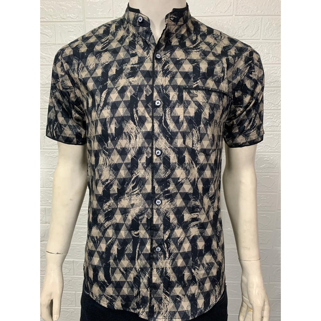 Kemeja Pria Lengan Pendek Slim fit