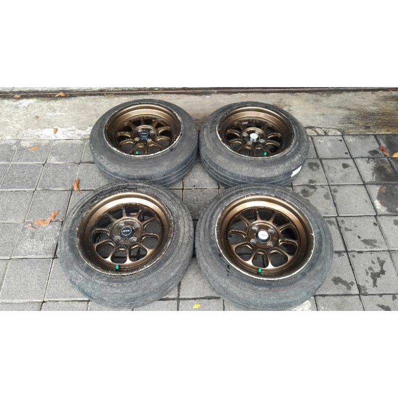 VELG DAN BAN BEKAS MOBIL RACE RING 15  LEBAR 7/8 ET 30/35 BAUT 4X100 BAN BONUS