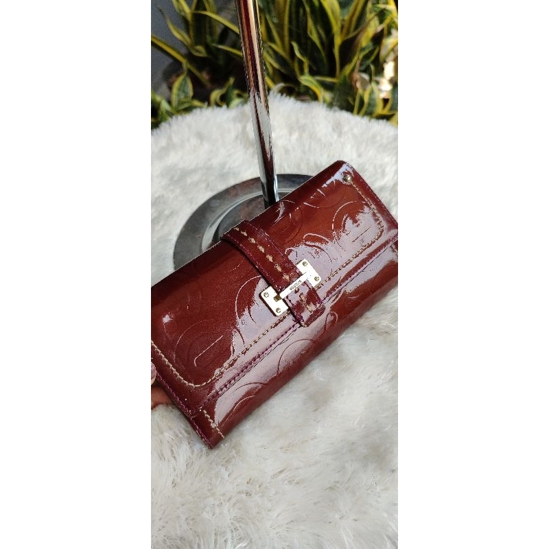 Dompet Esquire