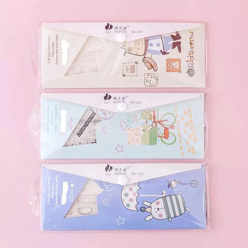 

PENGGARIS SET 4 IN 1 FREE POUCH KANCING / RULER 4in1 / PENGGARIS ISI 4 BUSUR PENGGARIS PANJANG SIKU-SIKU SEGITIGA GRATIS TEMPAT PENGGARIS