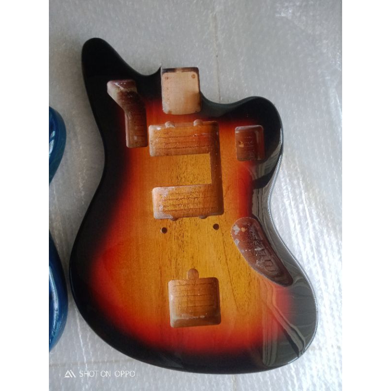 body gitar jaguar mahony 22 fret