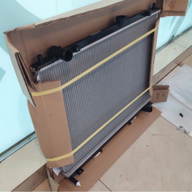 Radiator Mitsubishi Pajero Bensin V93 CBU