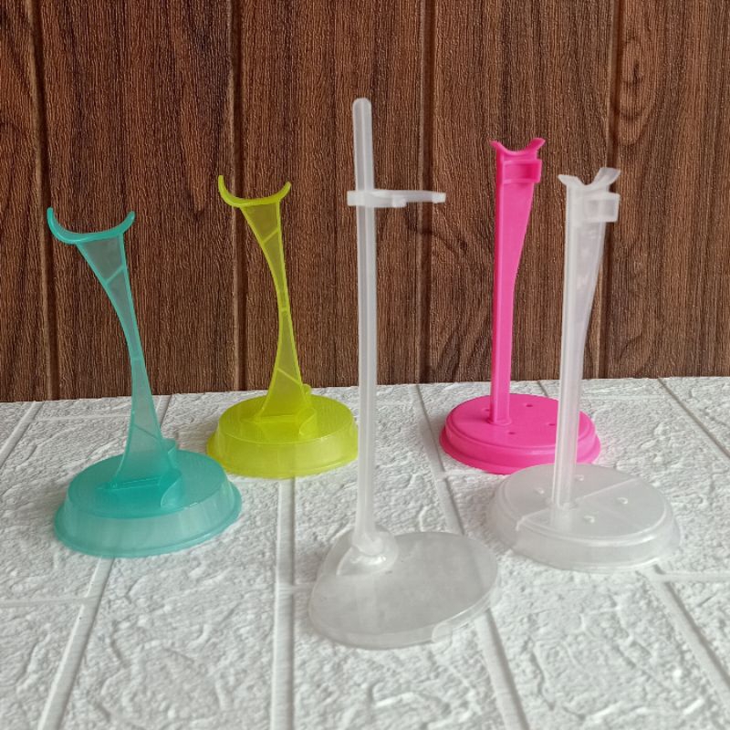 Standing Boneka Barbie