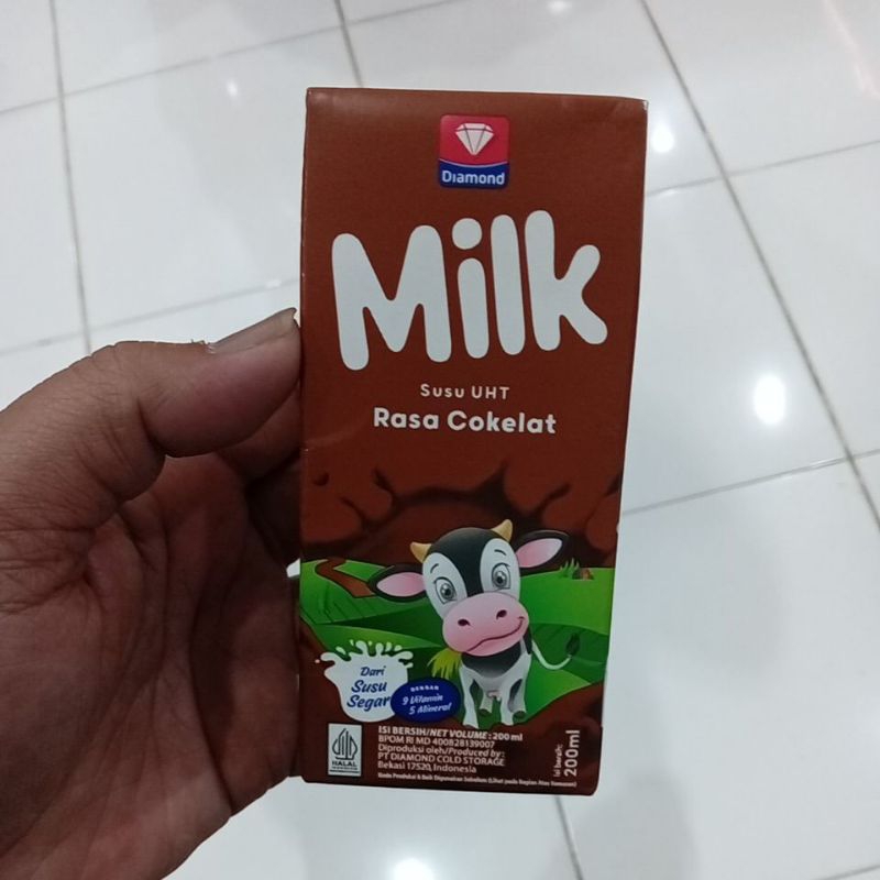 

Mahbubah - Diamond 200 ml Susu UHT Cokelat