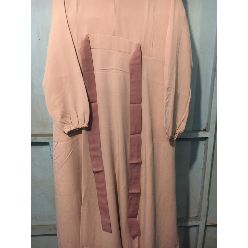 [PRELOVED] 1set Gamis dan Khimar NAQA size L (batch november 2019)