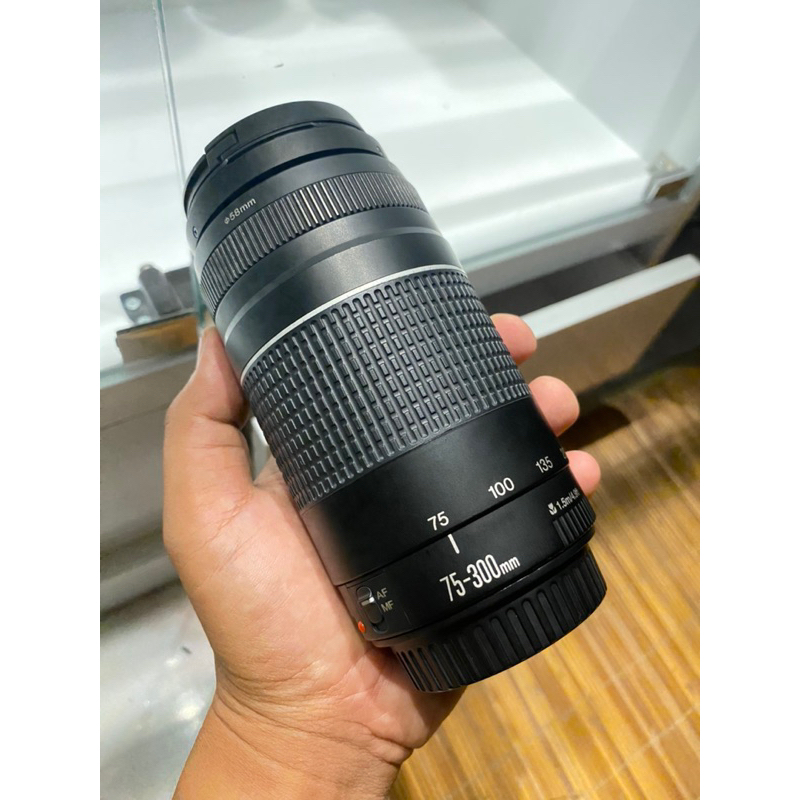 CANON 75-300mm F4-5,6 iii Lensa Tele Second bergaransi 100%