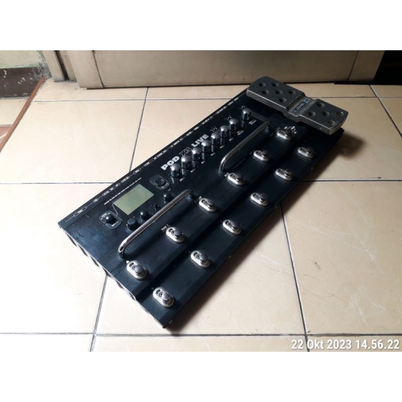 Efek Gitar POD X3 Live