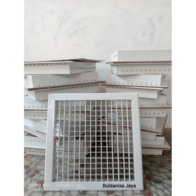 Supply Air Grill / SAG Putih Uk 30x30 Cm Dalam