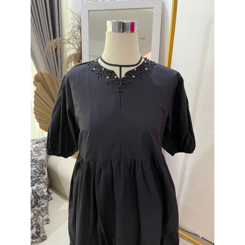 ARIANA MIDI DRESS dress perempuan dress hitam dress katun poplin dress santai dress payet dress prem