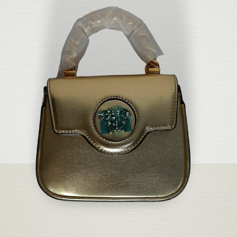 Versas Tas Wanita Mewah Pesta dengan tali panjang dan juga box warna gold emas