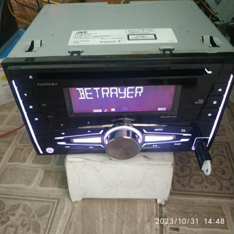 Tape mobil ori xenia double din Head unit jvc pandora xenia kw-r710d