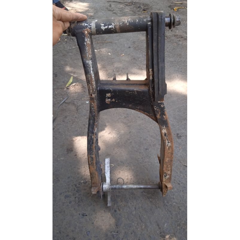 swing arm suzuki fxr