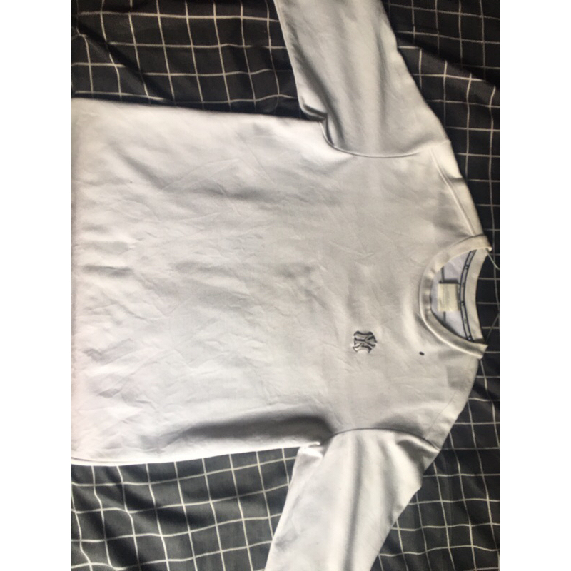 Kaos MLB dan Celana