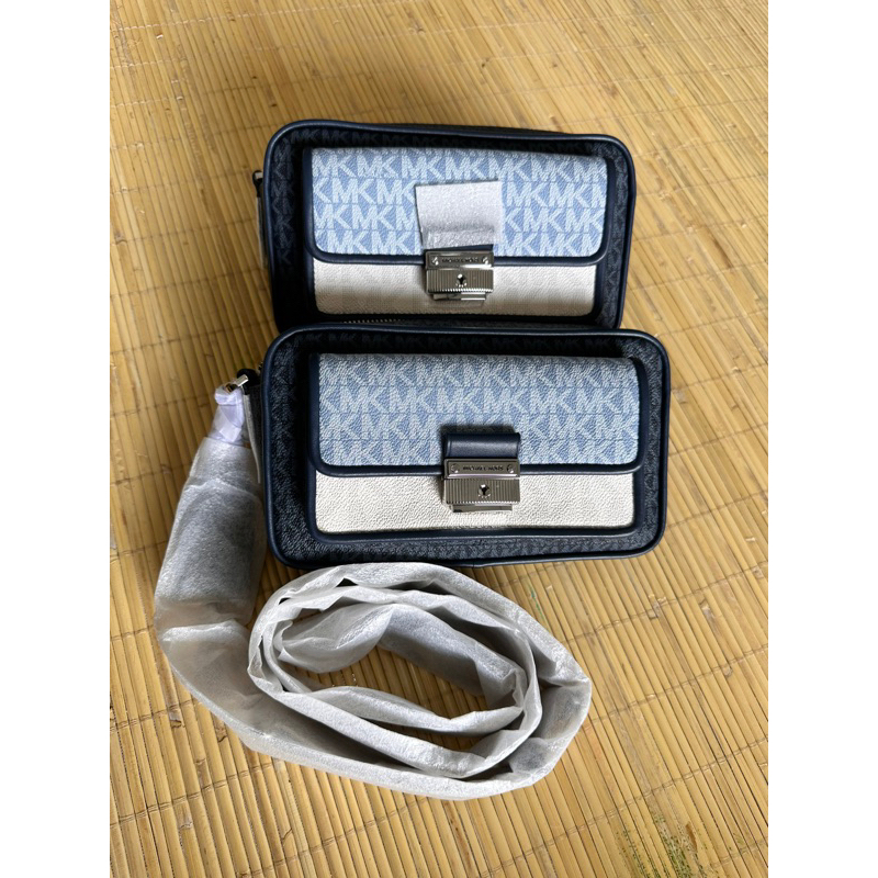 MK Bradshaw camera bag