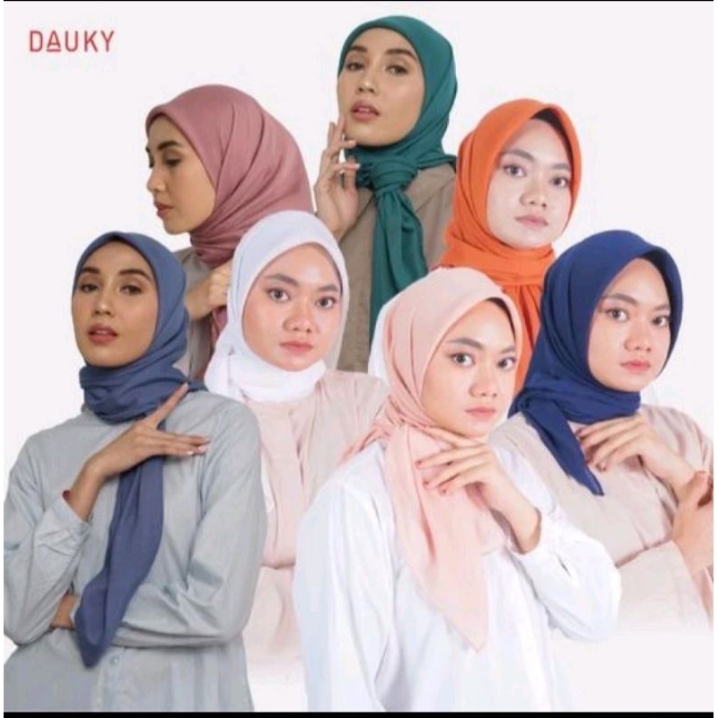 CORNSKIN SQUARE HIJAB POLOS BERSERAT BY DAUKY