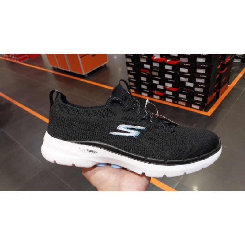 SKECHERS GO WALK 6 SEPATU SLIP ON WANITA HITAM