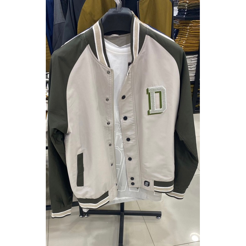 JAKET BRAND D&F