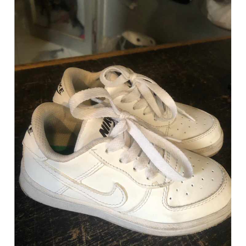Nike kids F1 full white premium size 26-35