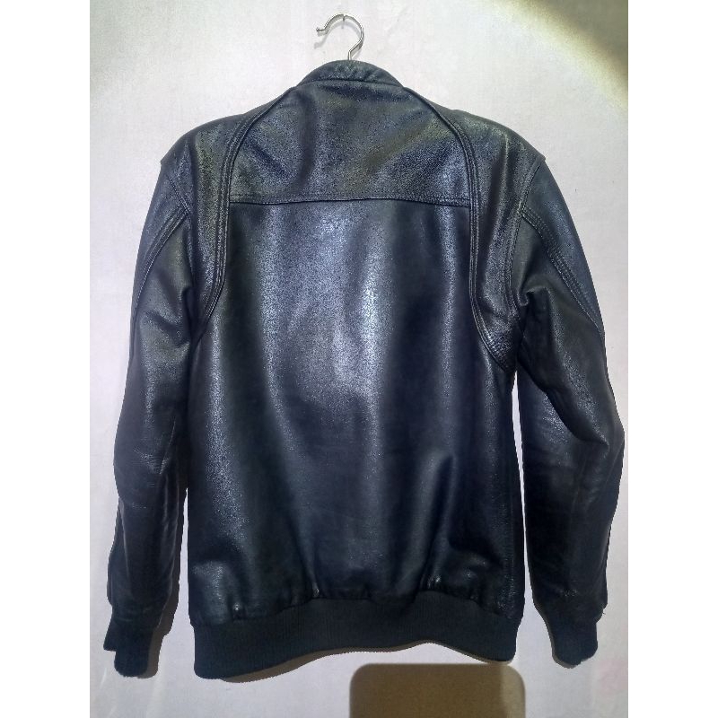 Jacket kulit asli 100%