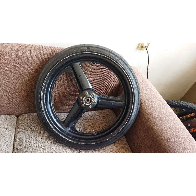 Limbah moge velg original enkei cbr 400