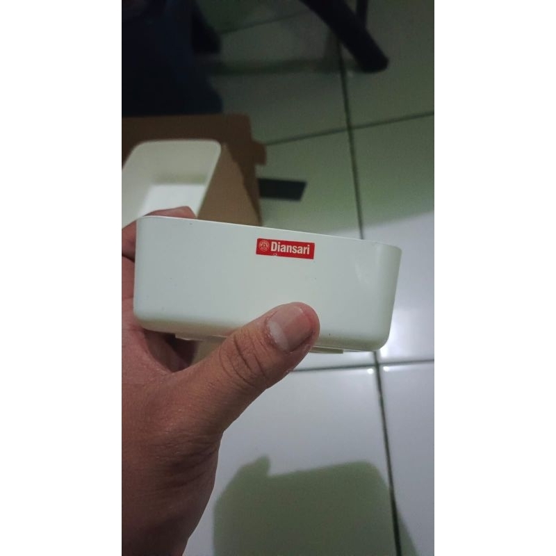 Kotak Kancing Kecil Kotak Pernak Pernik Wadah Baut Aksesoris kotak plastik serbaguna / kotak Mur Bau