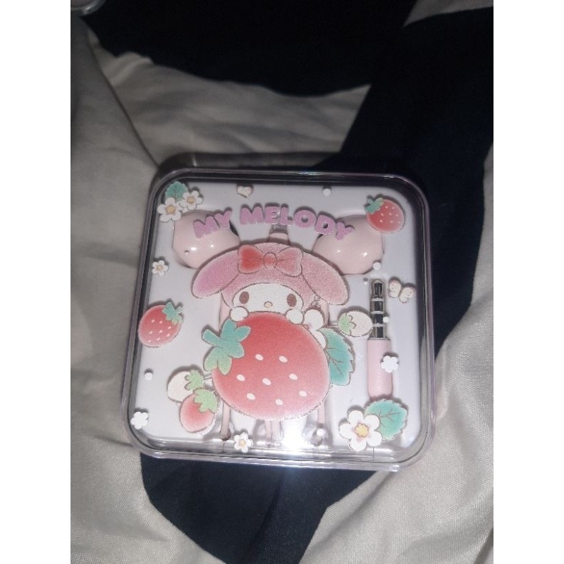 Miniso x Sanrio earphone