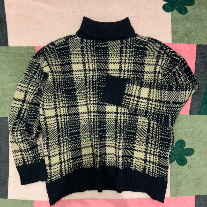 PRELOVED sweater rajut wanita