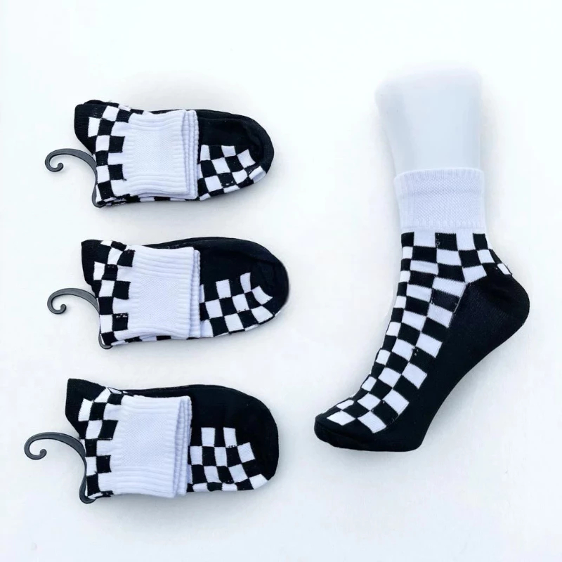 KAOS KAKI SEKOLAH OLAHRAGA MOTIF CATUR/SPORT POLOS MURAH