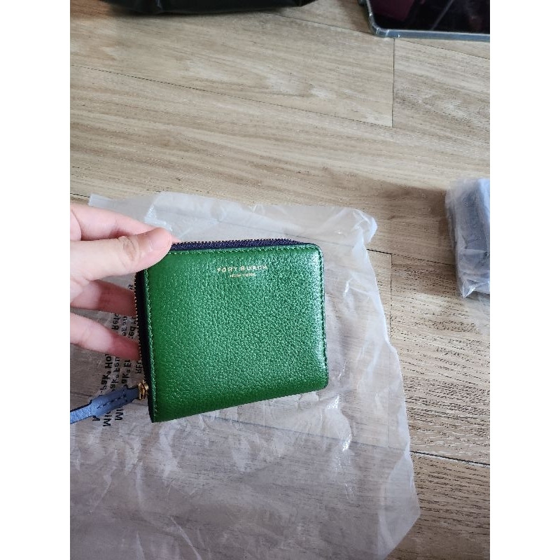 Brand New Tory Burch Perry Color-Block Bifold wallet