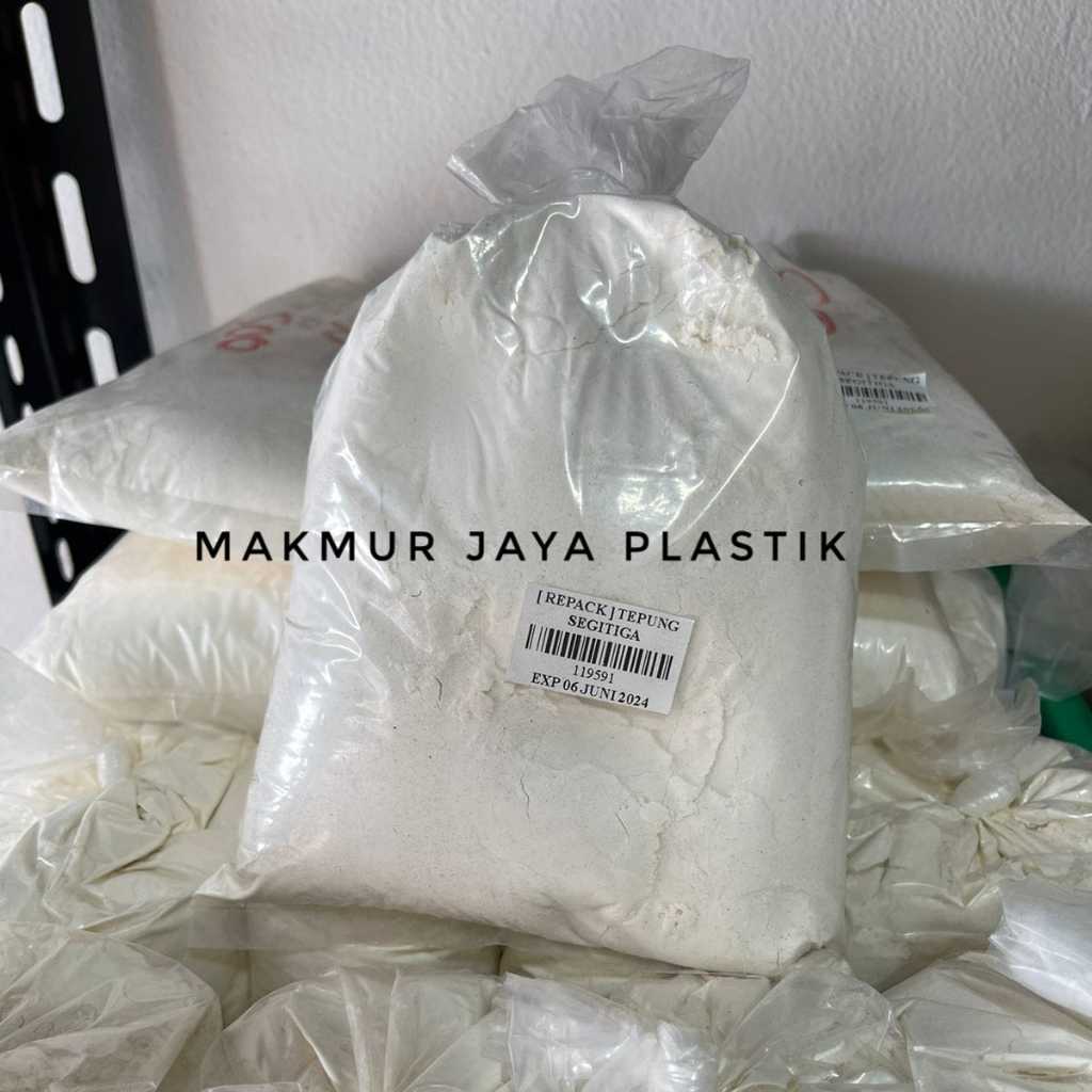 

Tepung segitiga biru kiloan 500 gram