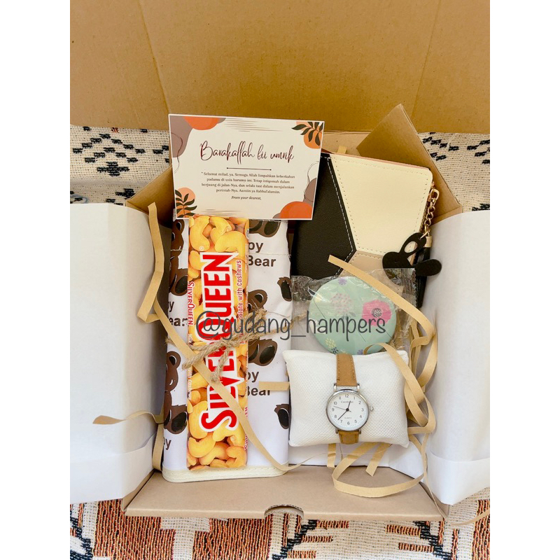 

hampers makassar | hampers ulang tahun | hampers wisuda | hampers anniversary
