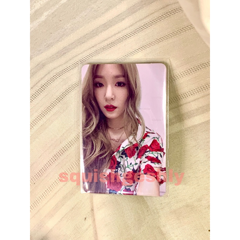 Photocard PC Girls’ Generation Tiffany Holiday Night