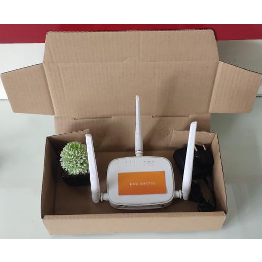 STAR Tenda N318 Router Wiresless WiFi 300Mbps 3 Antenna
