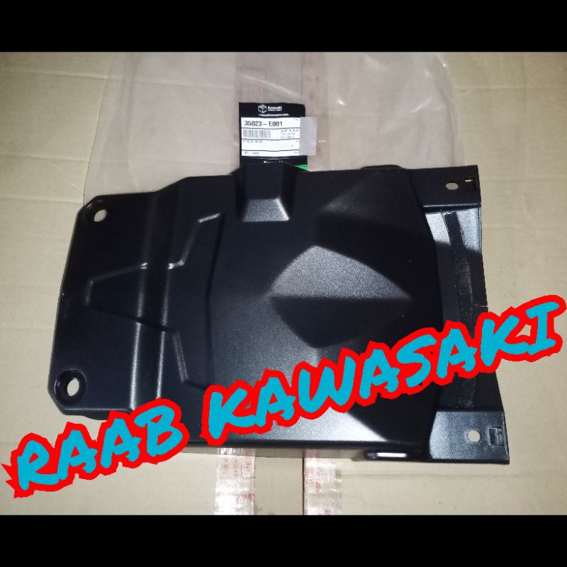 spakbor belakang pulsar ns200 original kawasaki