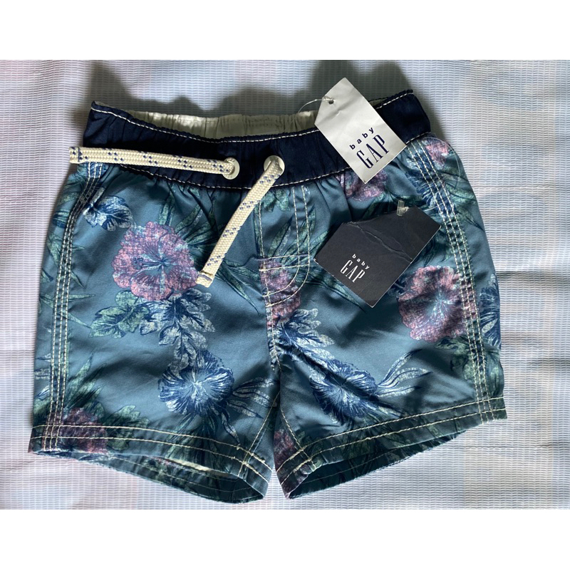 celana pendek bayi Baby GAP