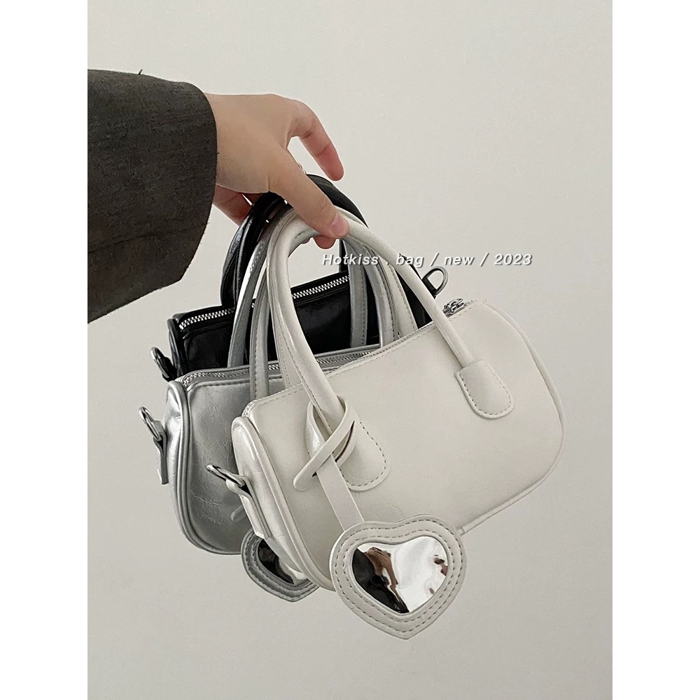 시크 — #TCC23 gina bag — import tas silver black hitam white putih mini bag elegant trendy aesthetic c